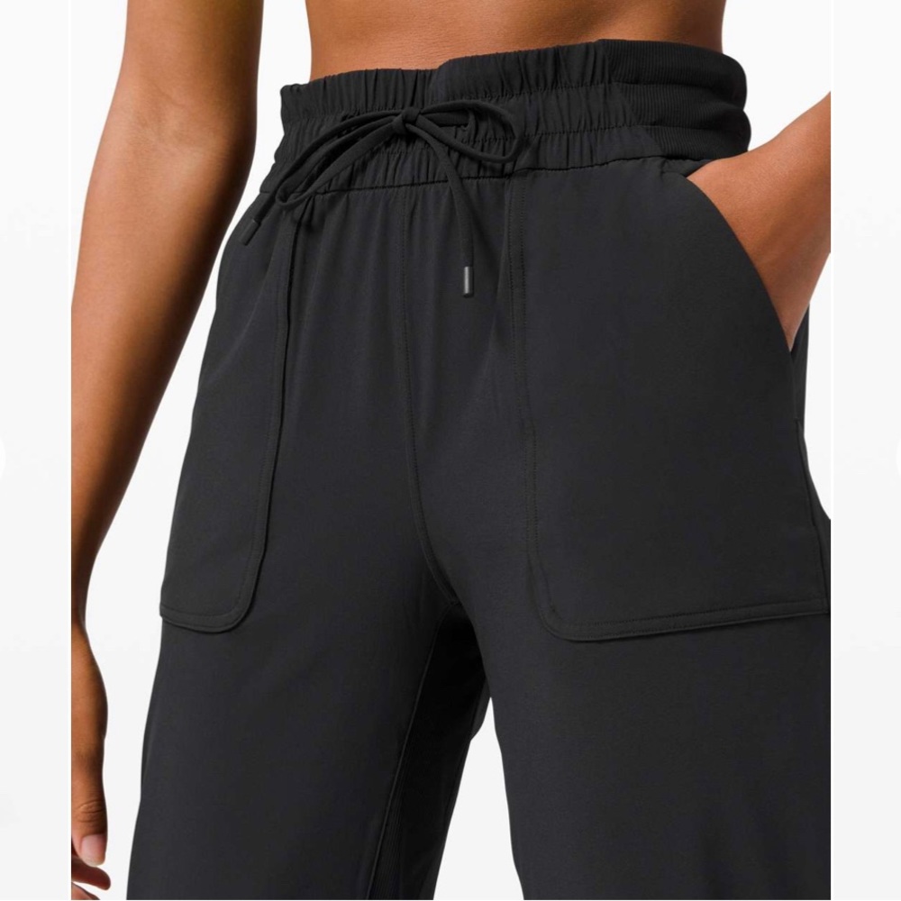 Lululemon Beyond the Studio Crop